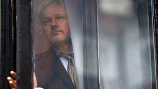 Julian Assange se retracta de su promesa de aceptar la extradición a EE.UU. si liberaban a Chelsea Manning<em></em>